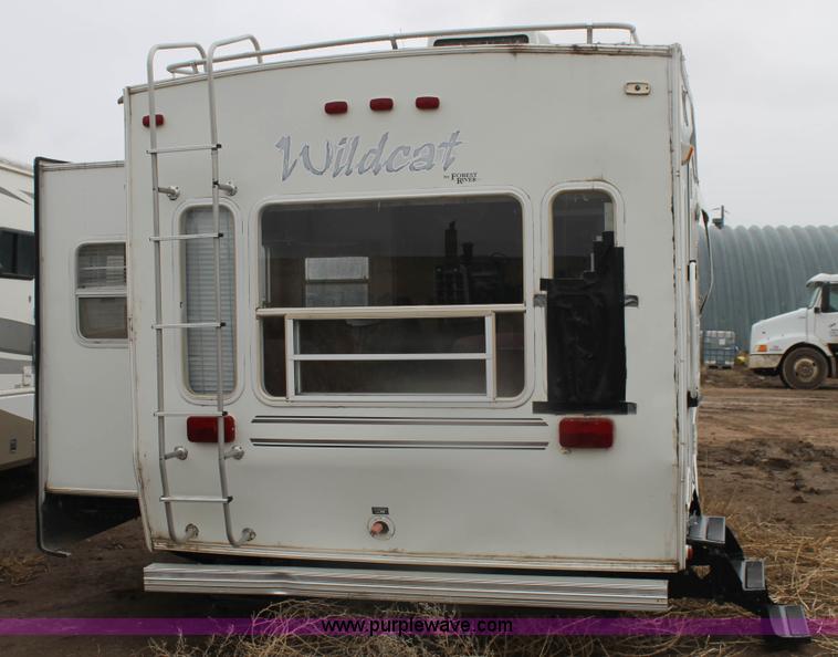 image for item H1638 2002 Forest River Wildcat camper