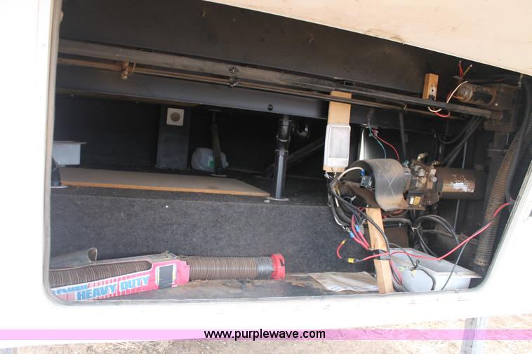 image for item H1638 2002 Forest River Wildcat camper