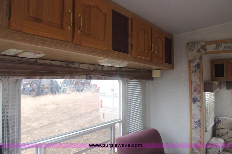 image for item H1638 2002 Forest River Wildcat camper