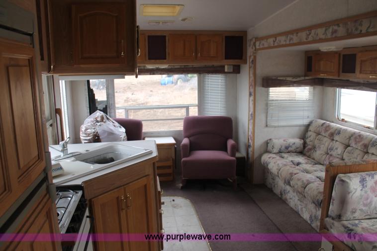 image for item H1638 2002 Forest River Wildcat camper