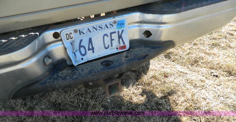 image for item H2260 2002 Ford F150 SuperCab pickup truck