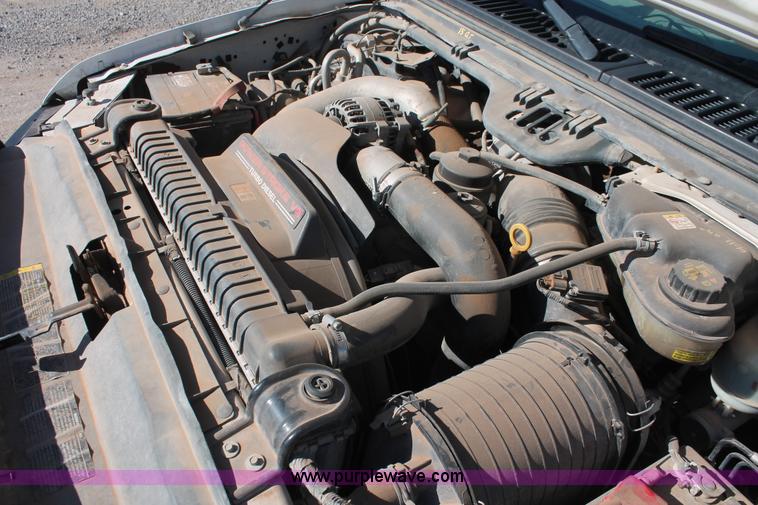 image for item H5932 2007 Ford F350 Super Duty XL cab and chassis