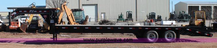 image for item H5963 2014 PJ F0302 gooseneck trailer