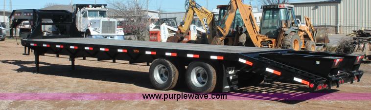 image for item H5963 2014 PJ F0302 gooseneck trailer