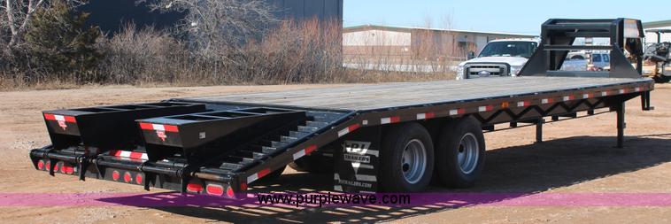 image for item H5963 2014 PJ F0302 gooseneck trailer
