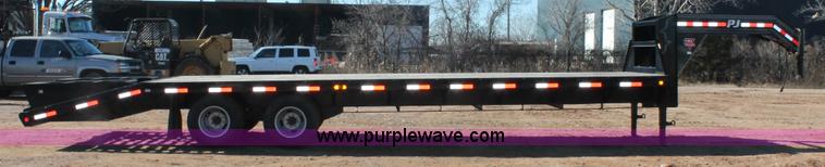 image for item H5963 2014 PJ F0302 gooseneck trailer