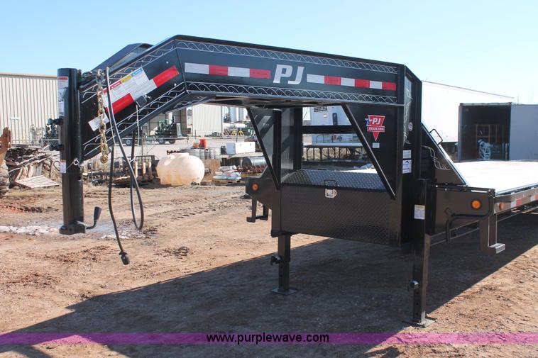 image for item H5963 2014 PJ F0302 gooseneck trailer