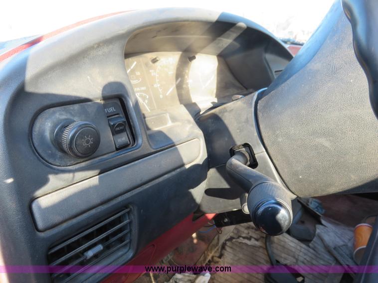 image for item I2432 1993 Ford F350 XL flatbed truck