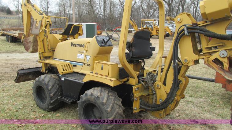 image for item I3103 Vermeer RT850 cable plow