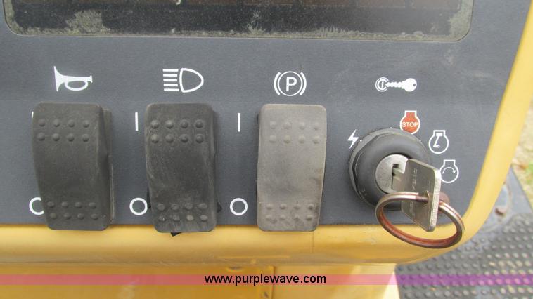 image for item I3103 Vermeer RT850 cable plow