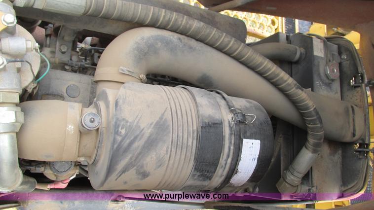 image for item I3103 Vermeer RT850 cable plow