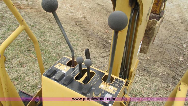 image for item I3103 Vermeer RT850 cable plow