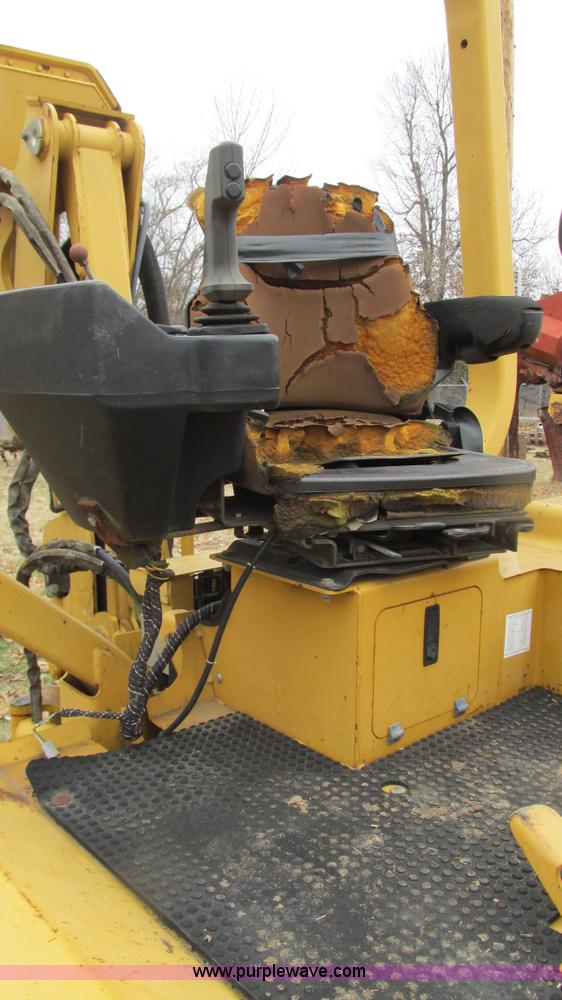 image for item I3103 Vermeer RT850 cable plow