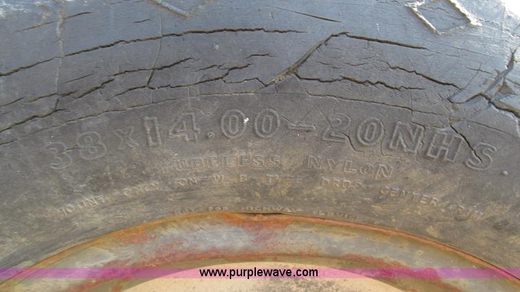 image for item I3104 Vermeer M-475A articulated rock saw