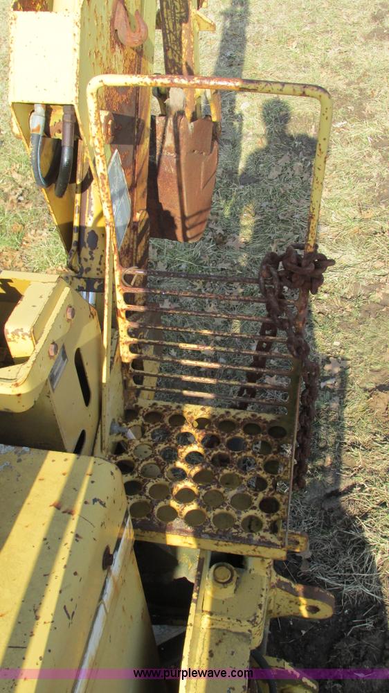 image for item I3104 Vermeer M-475A articulated rock saw