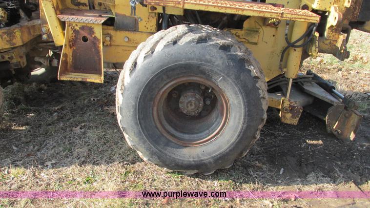 image for item I3104 Vermeer M-475A articulated rock saw