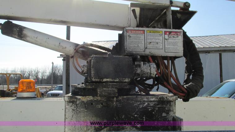 image for item I3108 1996 Ford F350 XL bucket truck