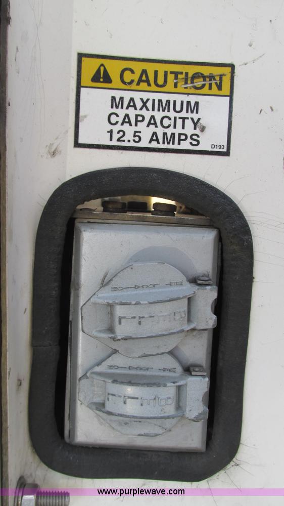 image for item I3108 1996 Ford F350 XL bucket truck