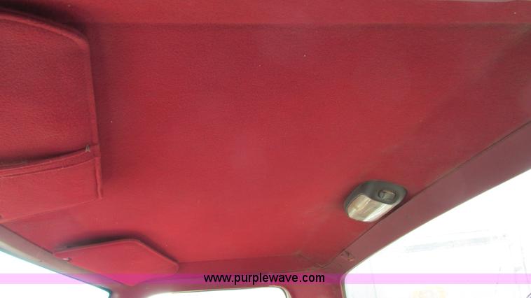 image for item I3108 1996 Ford F350 XL bucket truck