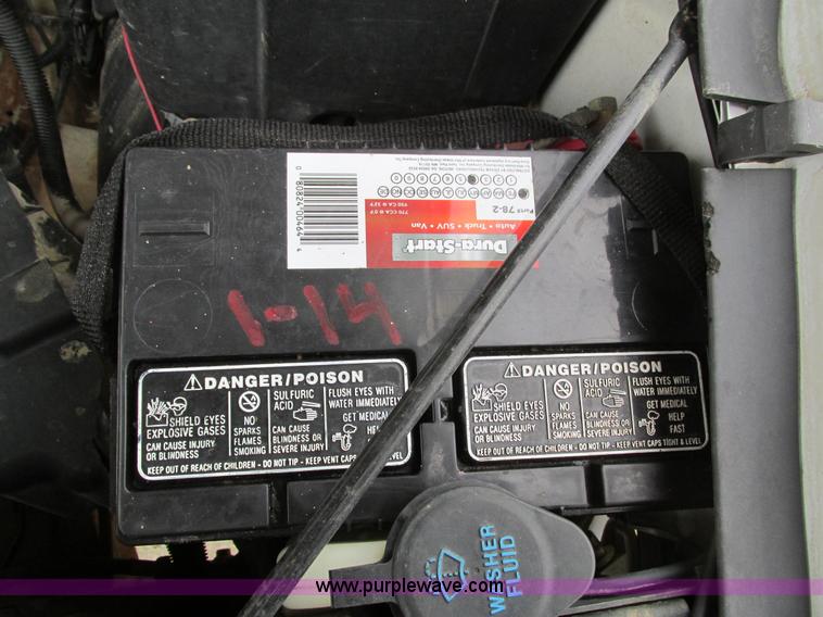 image for item I4065 1999 Chevrolet Silverado 1500 pickup truck