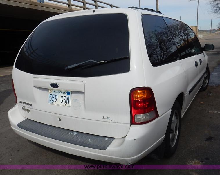 image for item I5046 2002 Ford Windstar LX van