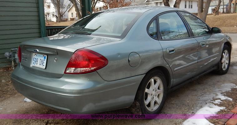 image for item I5070 2006 Ford Taurus SEL