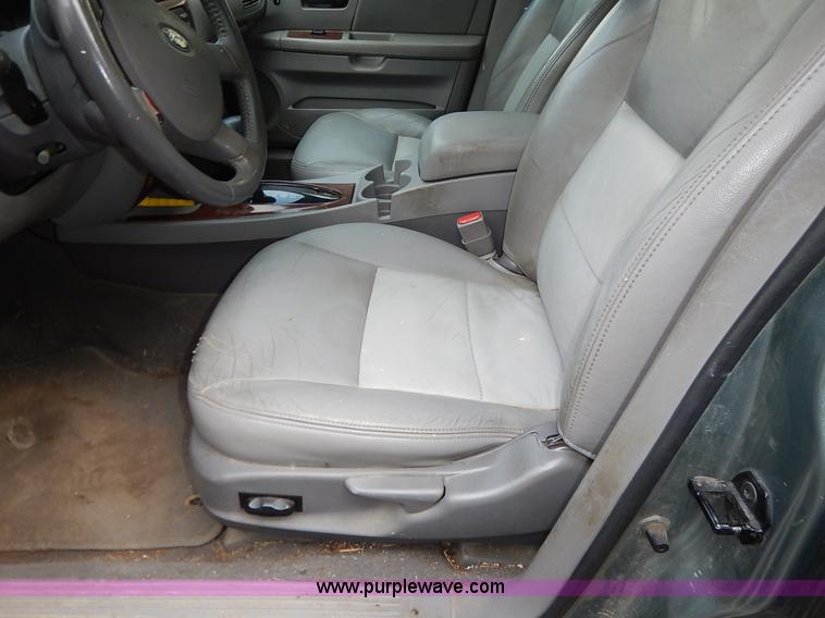 image for item I5070 2006 Ford Taurus SEL