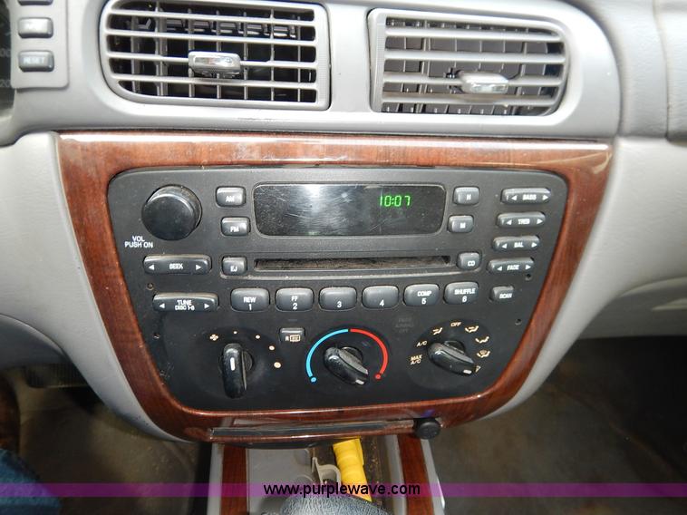 image for item I5070 2006 Ford Taurus SEL