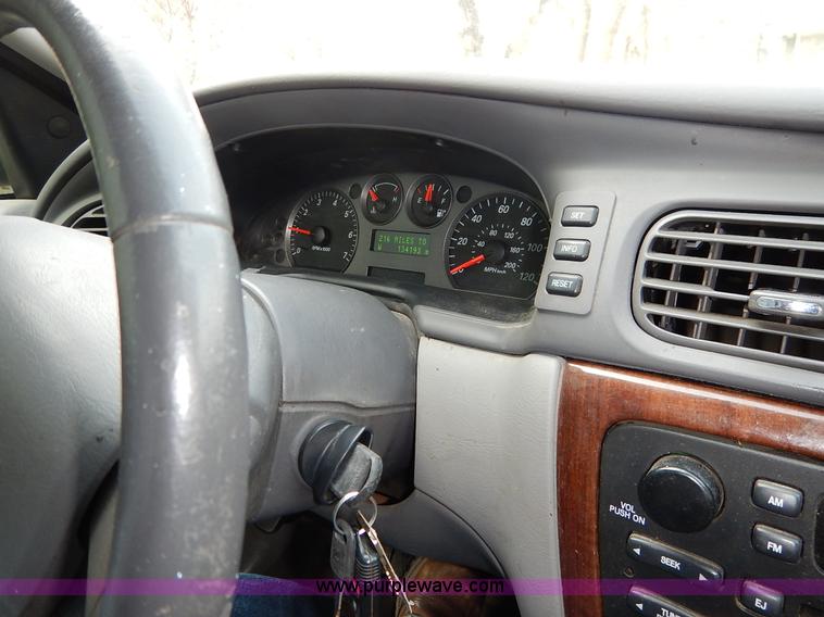 image for item I5070 2006 Ford Taurus SEL