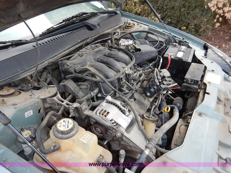 image for item I5070 2006 Ford Taurus SEL