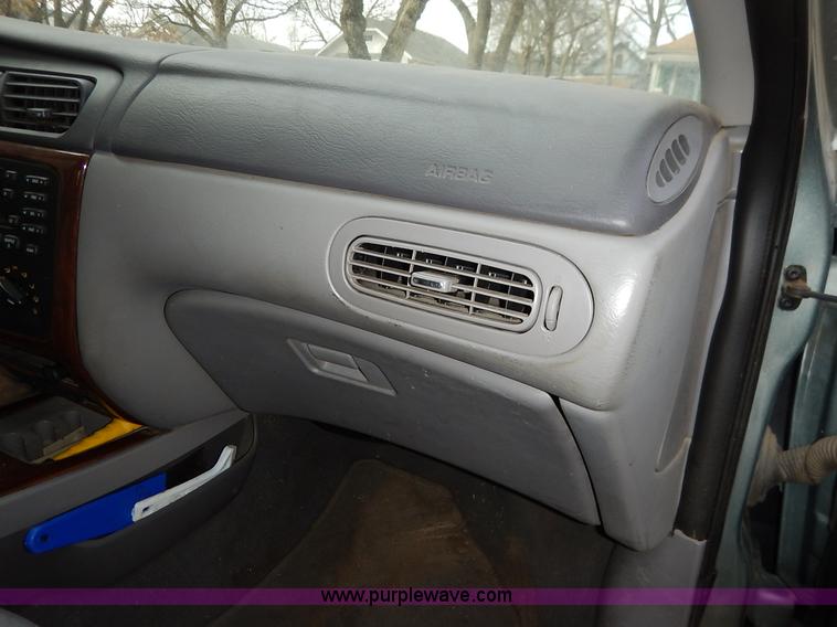 image for item I5070 2006 Ford Taurus SEL