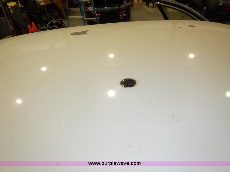 image for item I5075 2007 Ford Crown Victoria Police Interceptor