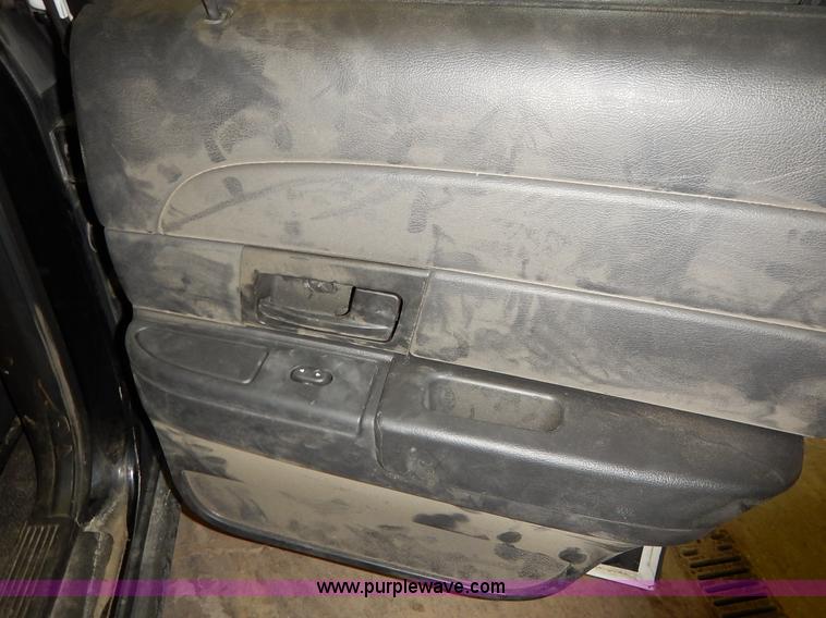 image for item I5075 2007 Ford Crown Victoria Police Interceptor