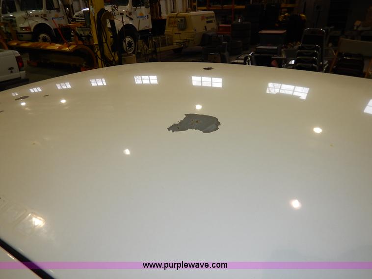 image for item I5075 2007 Ford Crown Victoria Police Interceptor