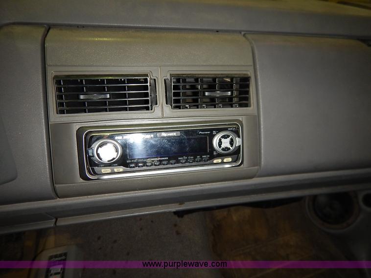 image for item I5076 1994 Chevrolet Silverado 1500 Z71 Ext. Cab pickup truck