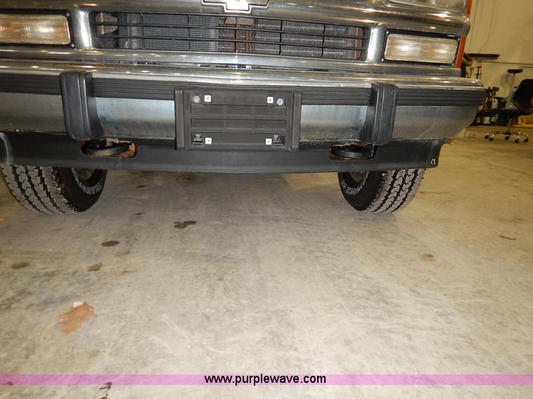 image for item I5076 1994 Chevrolet Silverado 1500 Z71 Ext. Cab pickup truck