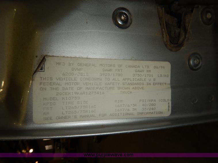 image for item I5076 1994 Chevrolet Silverado 1500 Z71 Ext. Cab pickup truck