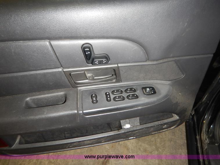 image for item I5077 2005 Ford Crown Victoria Police Interceptor