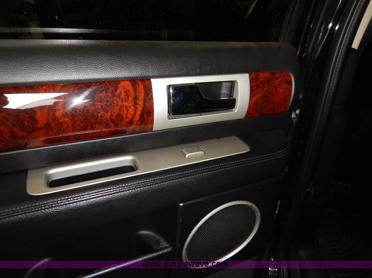 image for item I5078 2003 Lincoln Navigator SUV