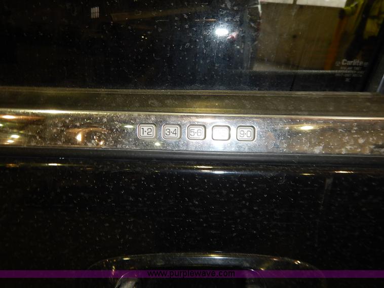 image for item I5078 2003 Lincoln Navigator SUV