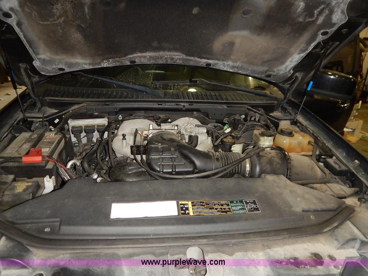 image for item I5078 2003 Lincoln Navigator SUV