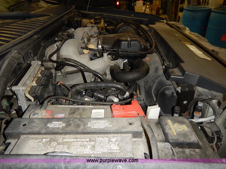 image for item I5078 2003 Lincoln Navigator SUV