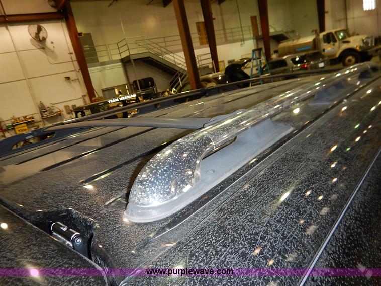 image for item I5078 2003 Lincoln Navigator SUV