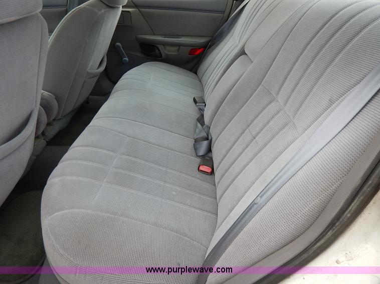 image for item I5099 1994 Ford Taurus GL