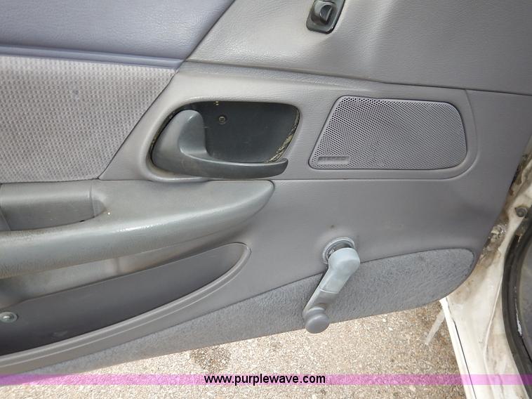 image for item I5099 1994 Ford Taurus GL