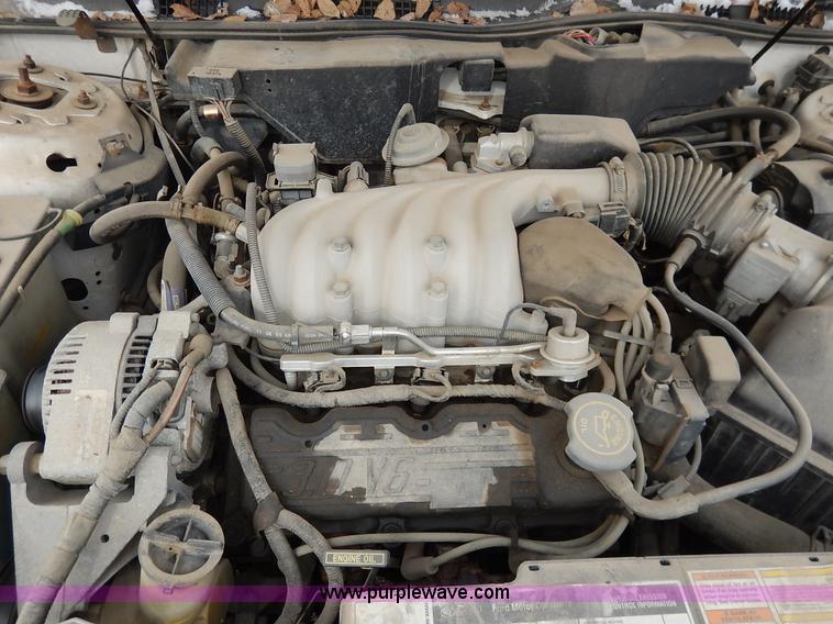 image for item I5099 1994 Ford Taurus GL