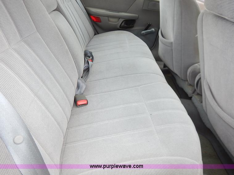 image for item I5099 1994 Ford Taurus GL