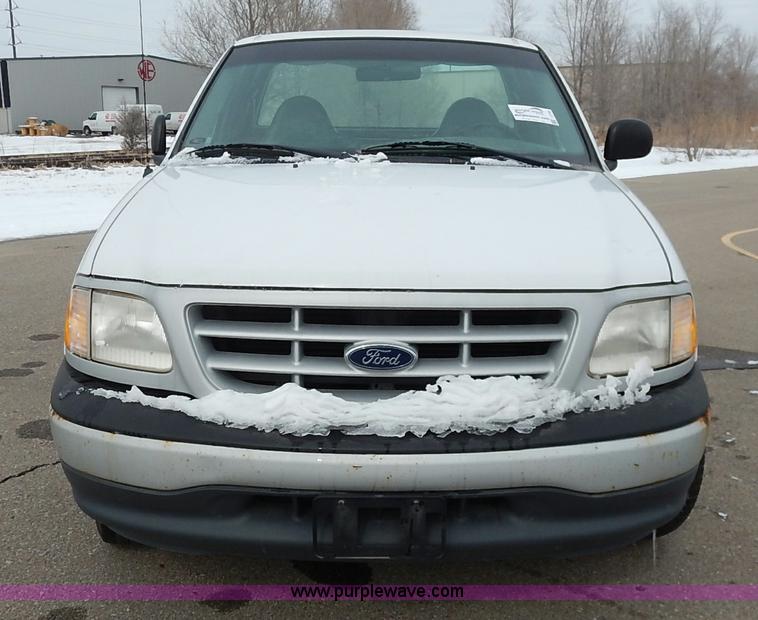 image for item I5100 1999 Ford F150 pickup truck