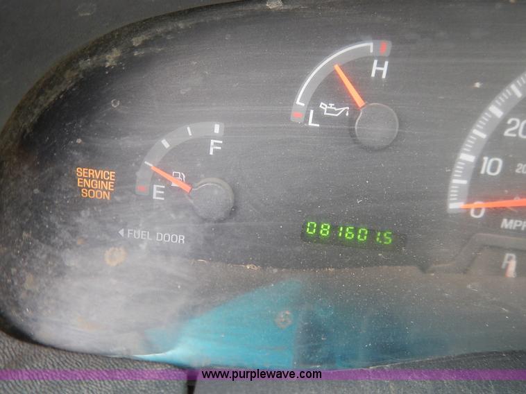 image for item I5100 1999 Ford F150 pickup truck