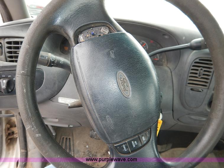 image for item I5100 1999 Ford F150 pickup truck